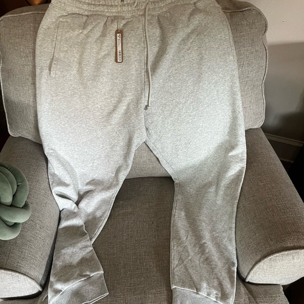 Skims lounge fleece pants